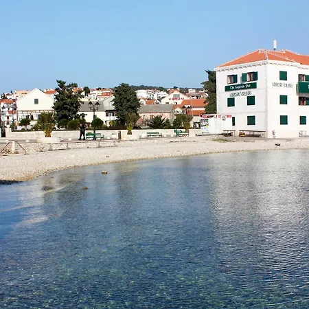 Apartment Apartments With Parking Space Primosten - 27872